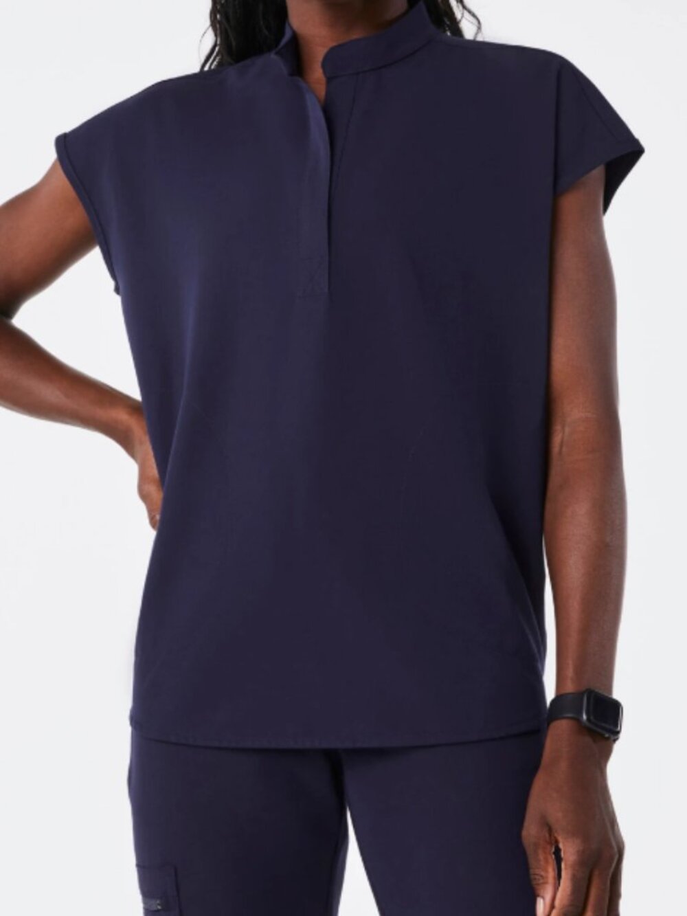 NWT FIGS Rafaela Three-Pocket Short Sleeve Scrub Top - Womens Medium